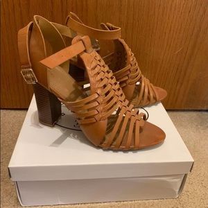 Cute summer tan heel